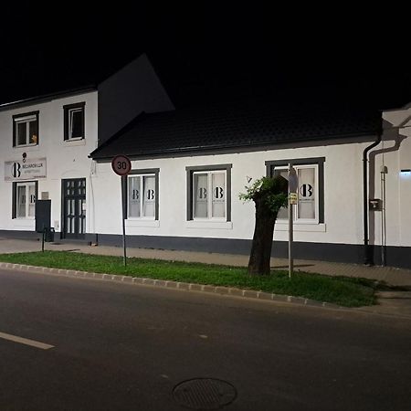 Belvarosi Lux Apartman Vásárosnamény エクステリア 写真