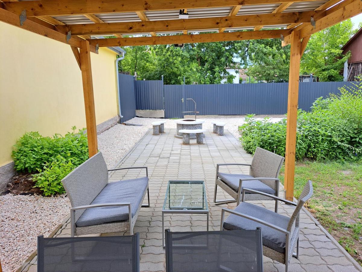 Belvarosi Lux Apartman Vásárosnamény エクステリア 写真